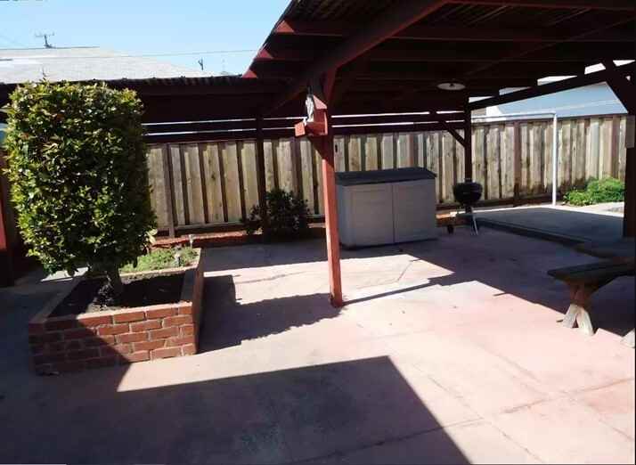 1774 Bancroft Ave - Photo 2 of 23
