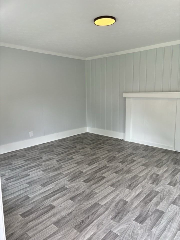 1819 West Kentucky Street - Photo 7 of 11