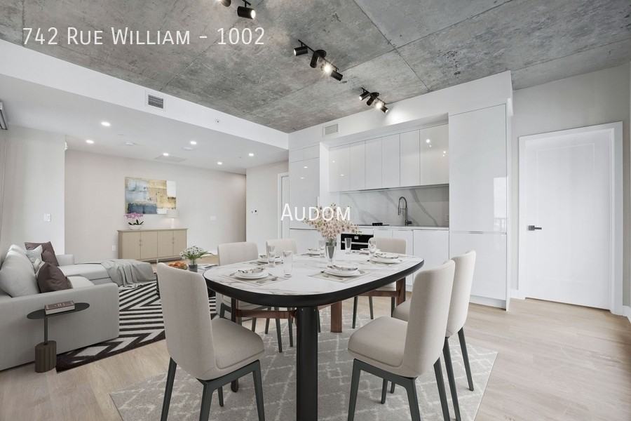 742 Rue William #1002