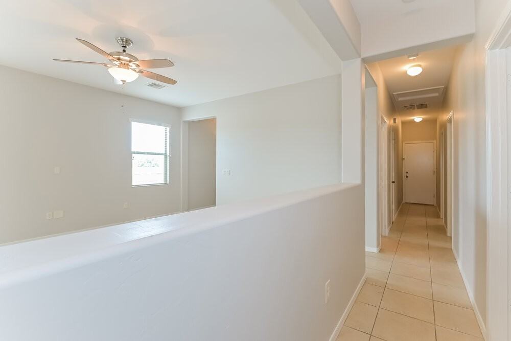 858 E Catkins Pl - Photo 3 of 16