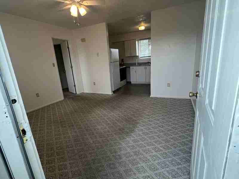 1314 Fairfax Ave Nw #G - Photo 2 of 9