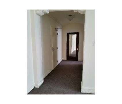 7020 South Jeffery Boulevard - Photo 4 of 11