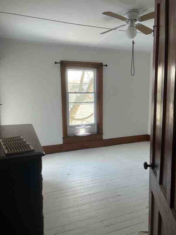 308 N James St - Photo 3 of 13