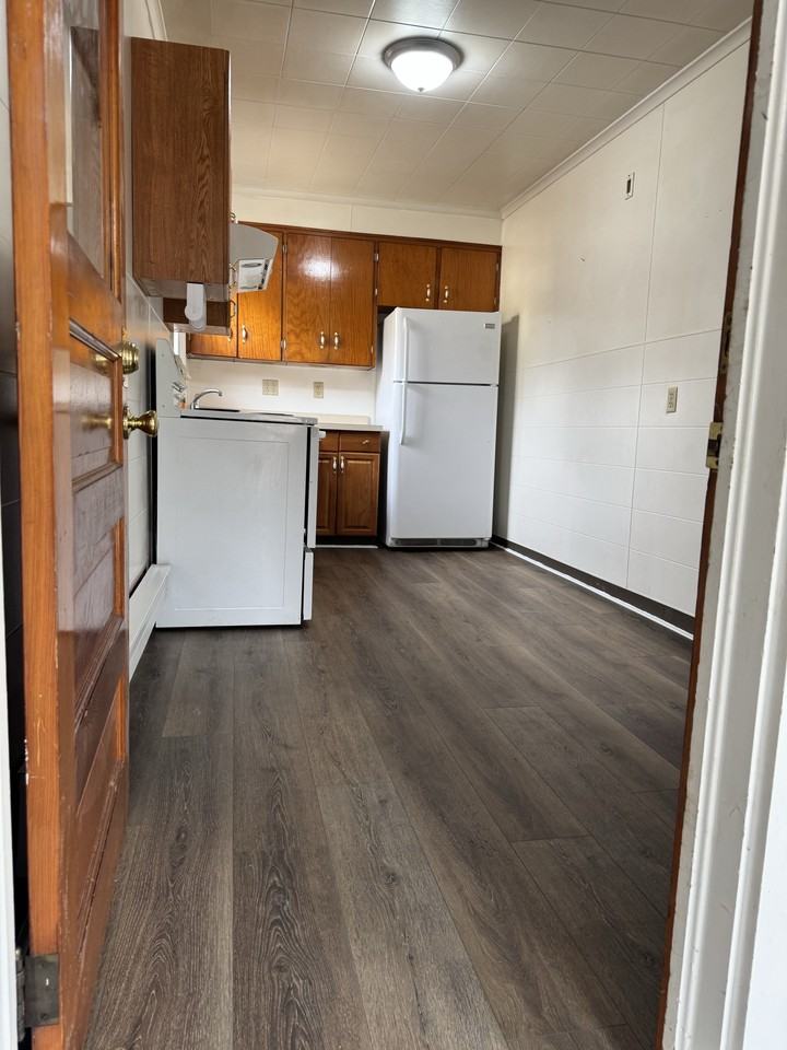 226R Gould St #3 - Photo 3 of 14