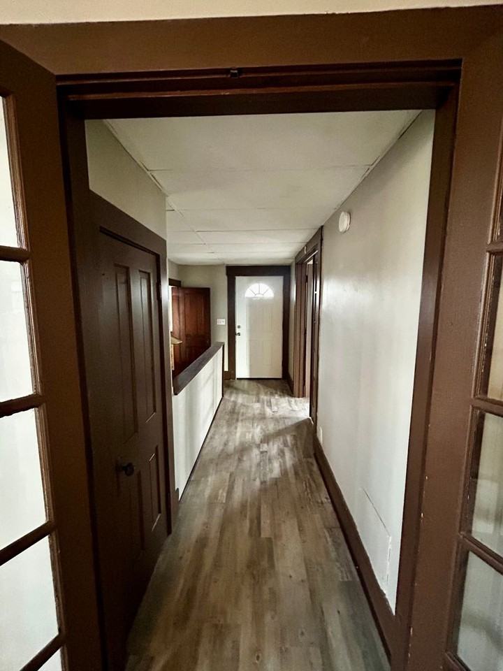 283 W Main Street - Photo 5 of 16