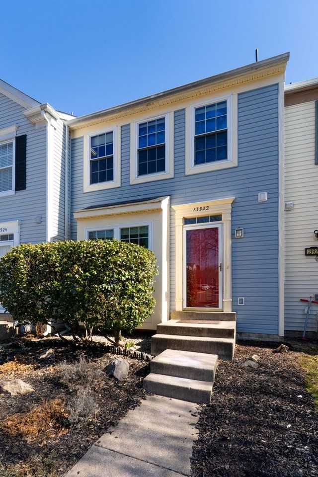 13922 Gunners Pl - Photo 4 of 30