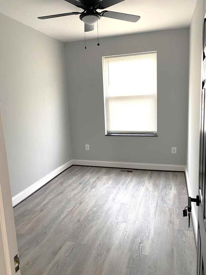 3523 Edmondson Avenue - Photo 4 of 9