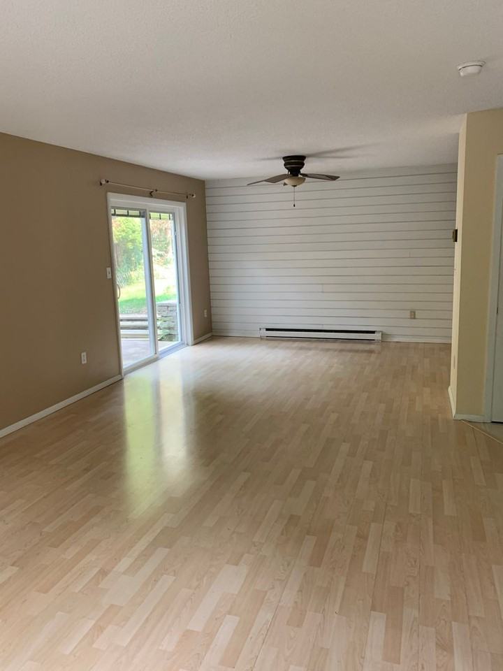 806 Torrey Ln - Photo 2 of 10