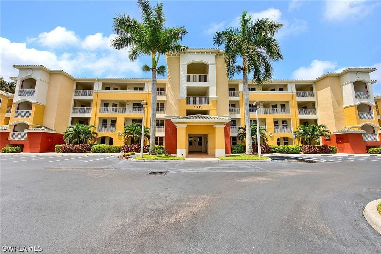 11001 Gulf Reflections Dr - Photo 2 of 22