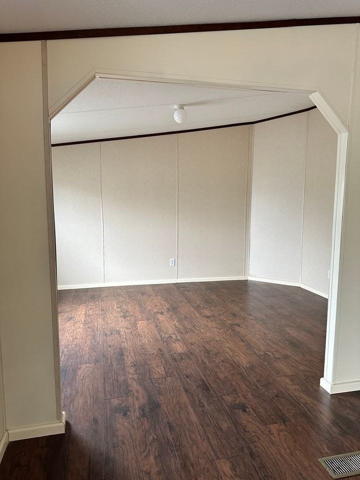 1016 Private Road 1518 - Photo 2 of 13