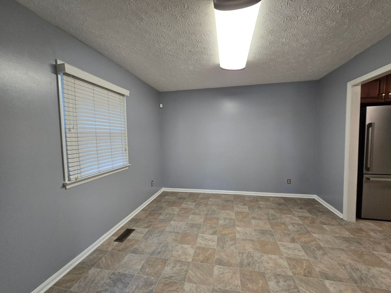 6957 Bone Creek Dr - Photo 3 of 33