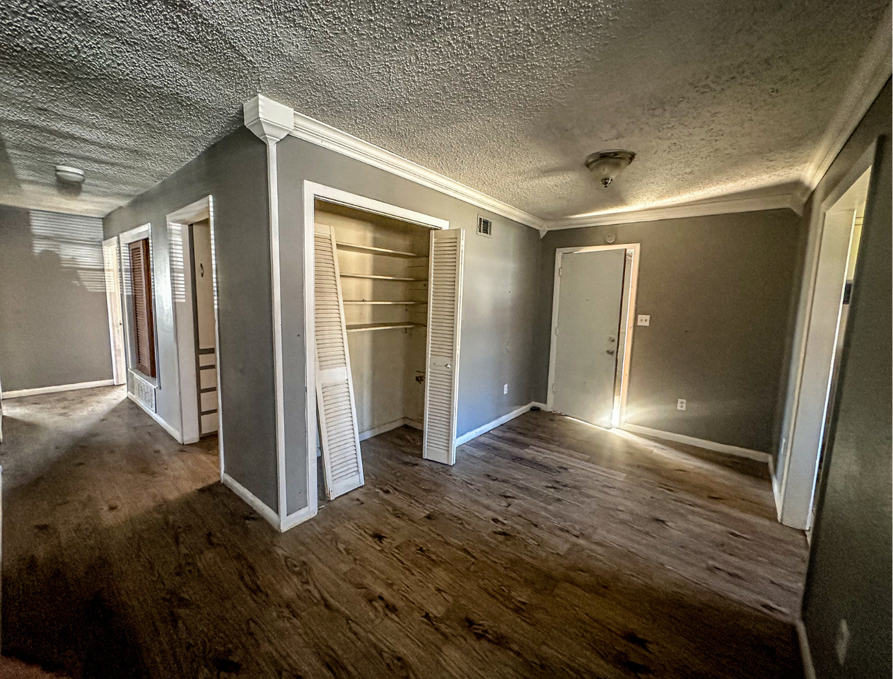 2805 53rd St #NA - Photo 4 of 21