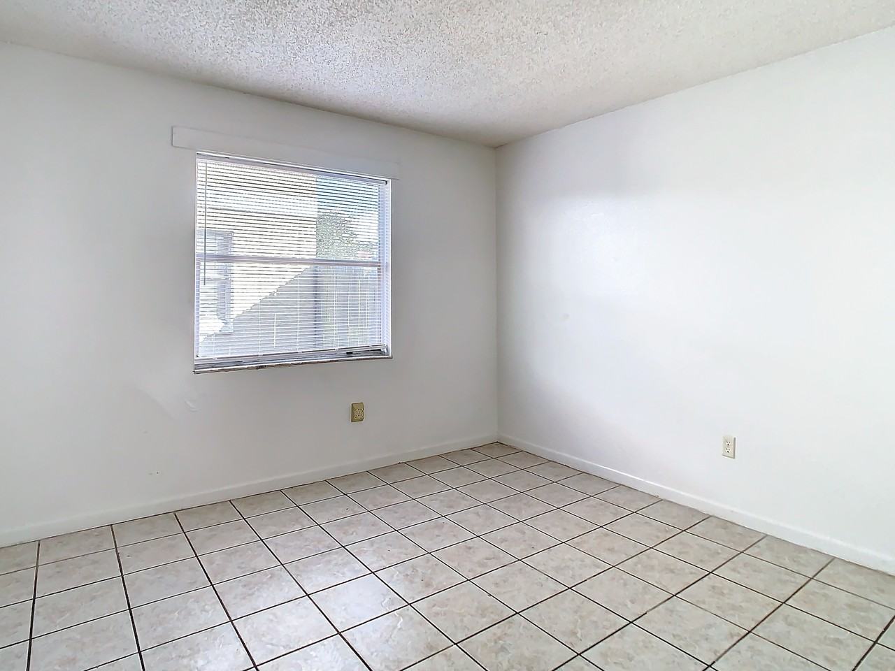 710 E Floribraska Ave #A - Photo 6 of 15