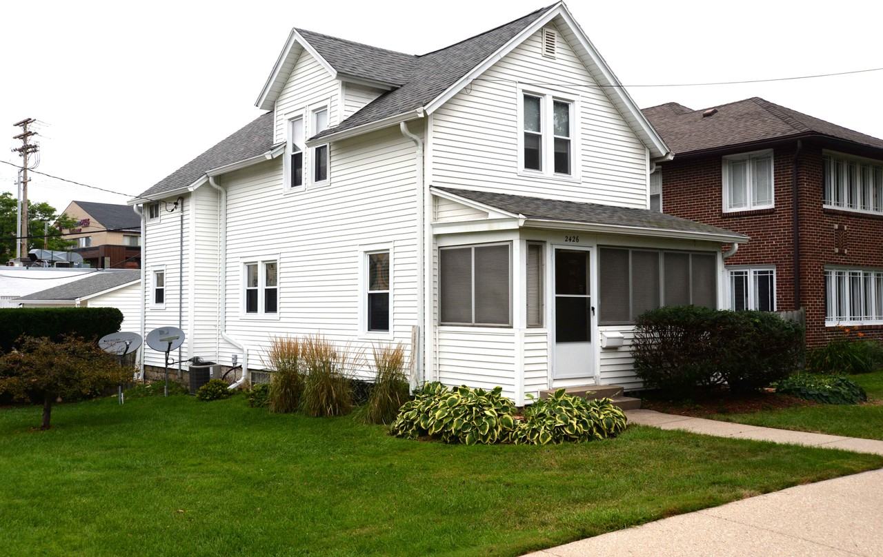 2426 Kendall Ave #NA - Photo 2 of 11