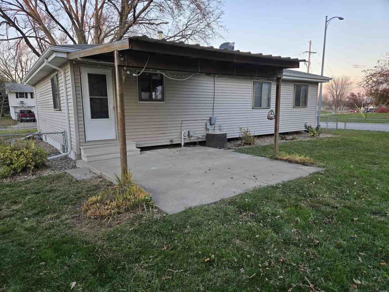 237 Hackberry Dr #NA - Photo 2 of 6