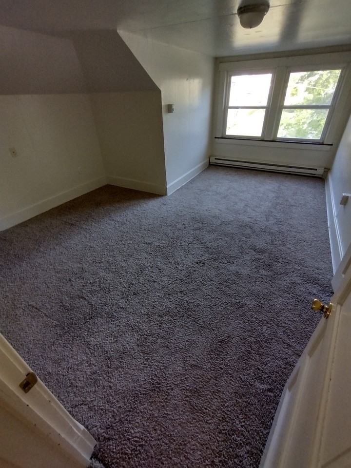 343 Linden Ave #3 - Photo 4 of 6