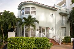 9064 Collins Ave #11 - Photo 1 of 1