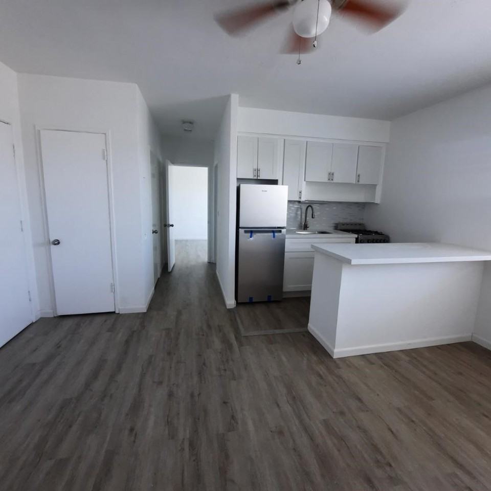 9064 Collins Ave #11 - Photo 2 of 11