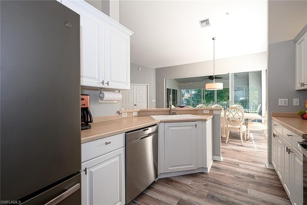 5125 Cedar Springs Dr #204 - Photo 6 of 26