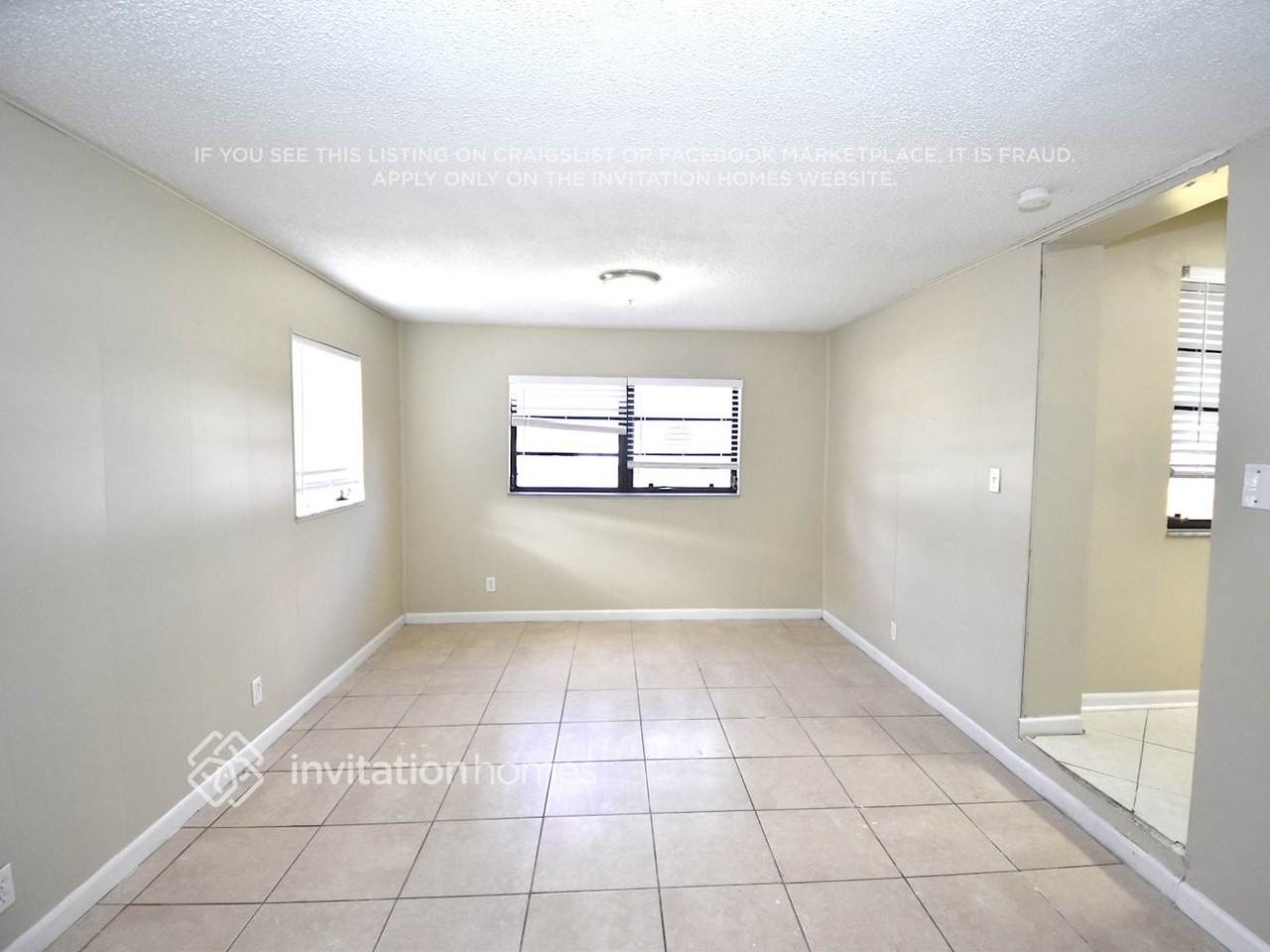 6836 Sw 14th St - Photo 3 of 14