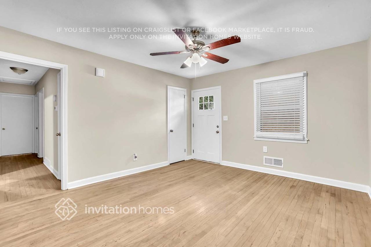 2885 Gresham Rd Se - Photo 3 of 20