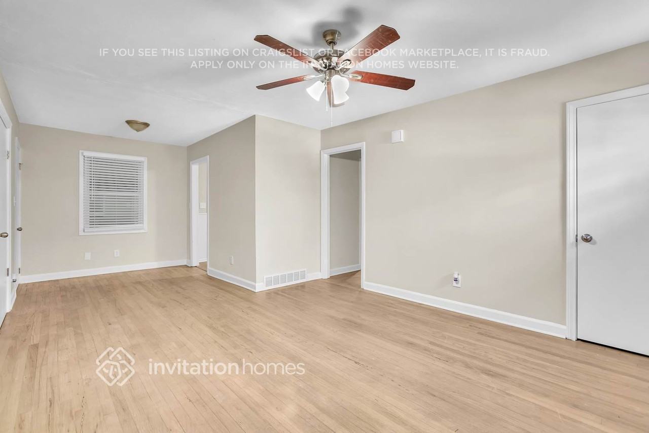 2885 Gresham Rd Se - Photo 4 of 20