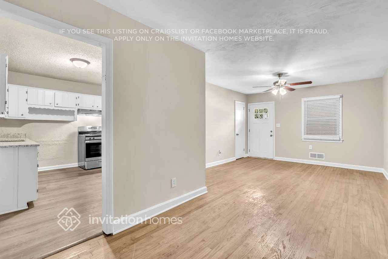 2885 Gresham Rd Se - Photo 6 of 20