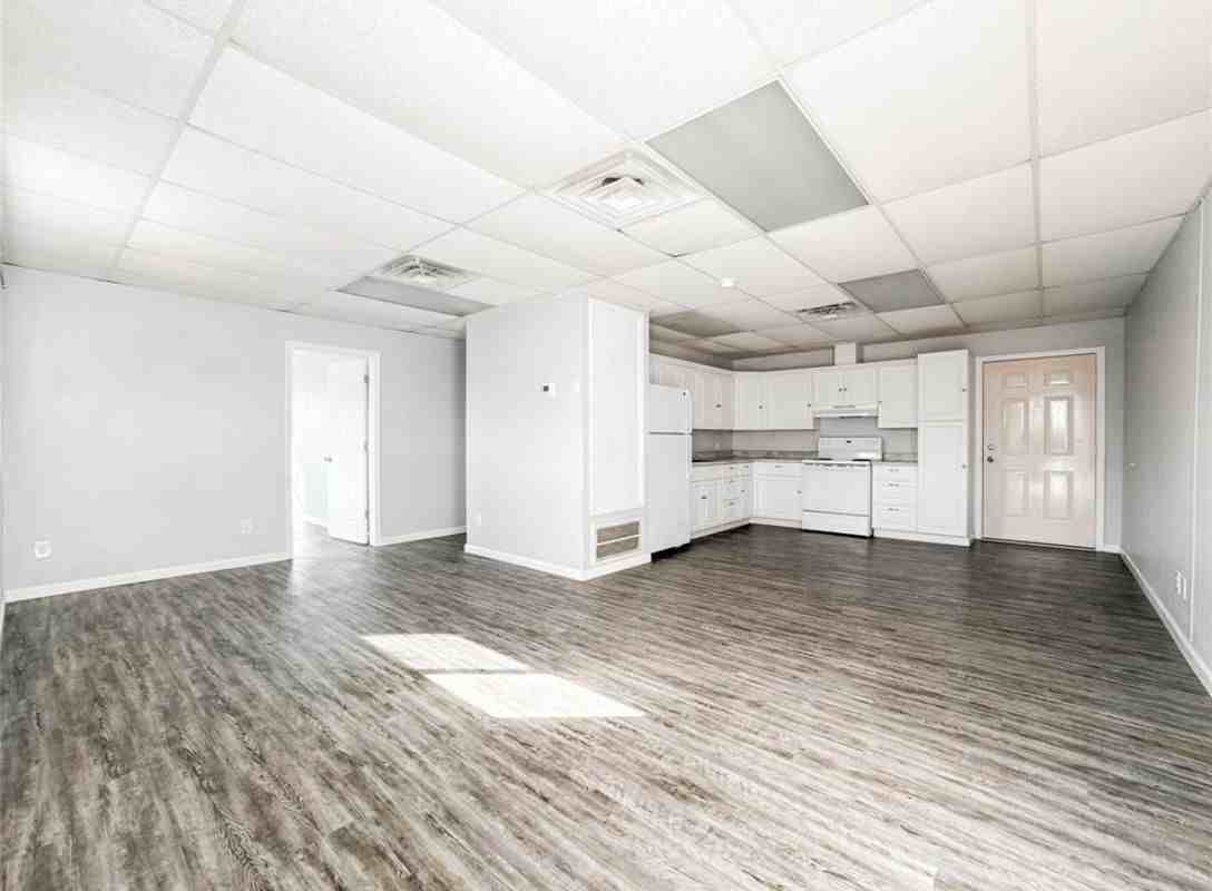 4619 Heron St ##C - Photo 2 of 6