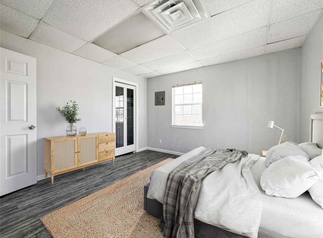 4619 Heron St ##C - Photo 3 of 6