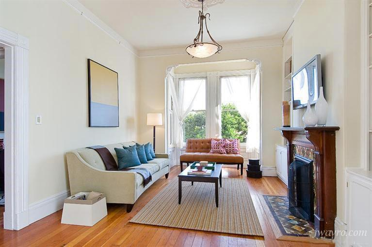 1311 Baker St - Photo 3 of 16