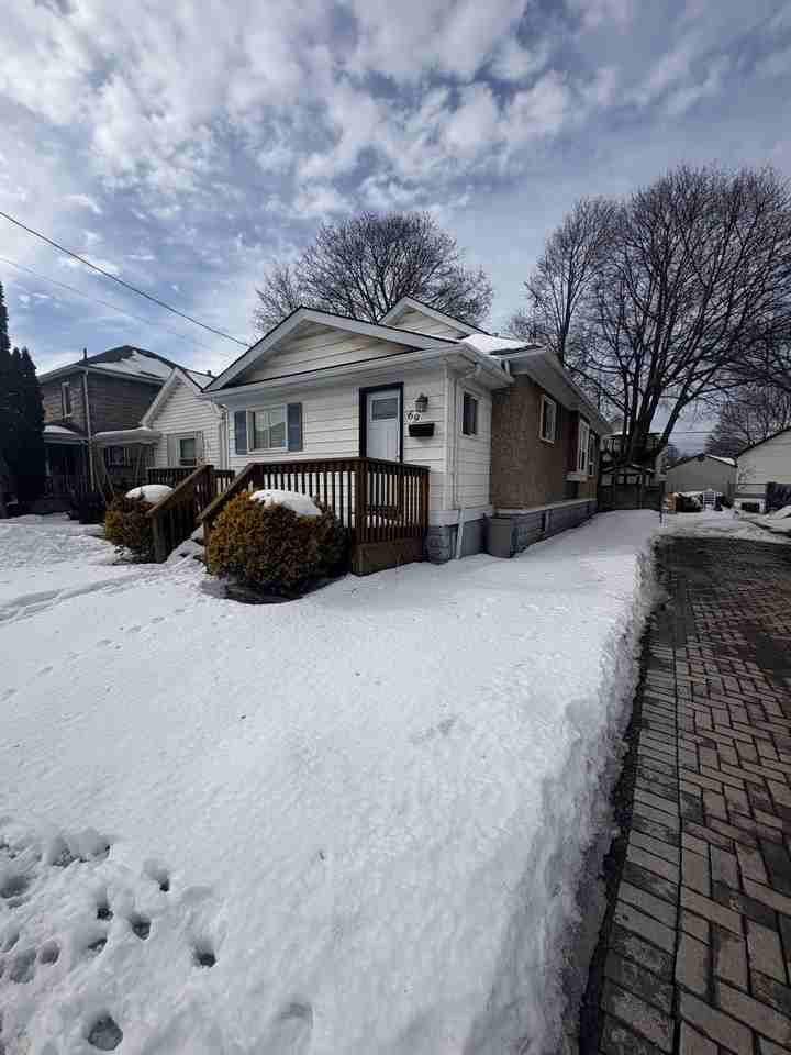 69 Lowell Avenue - Photo 2 of 17