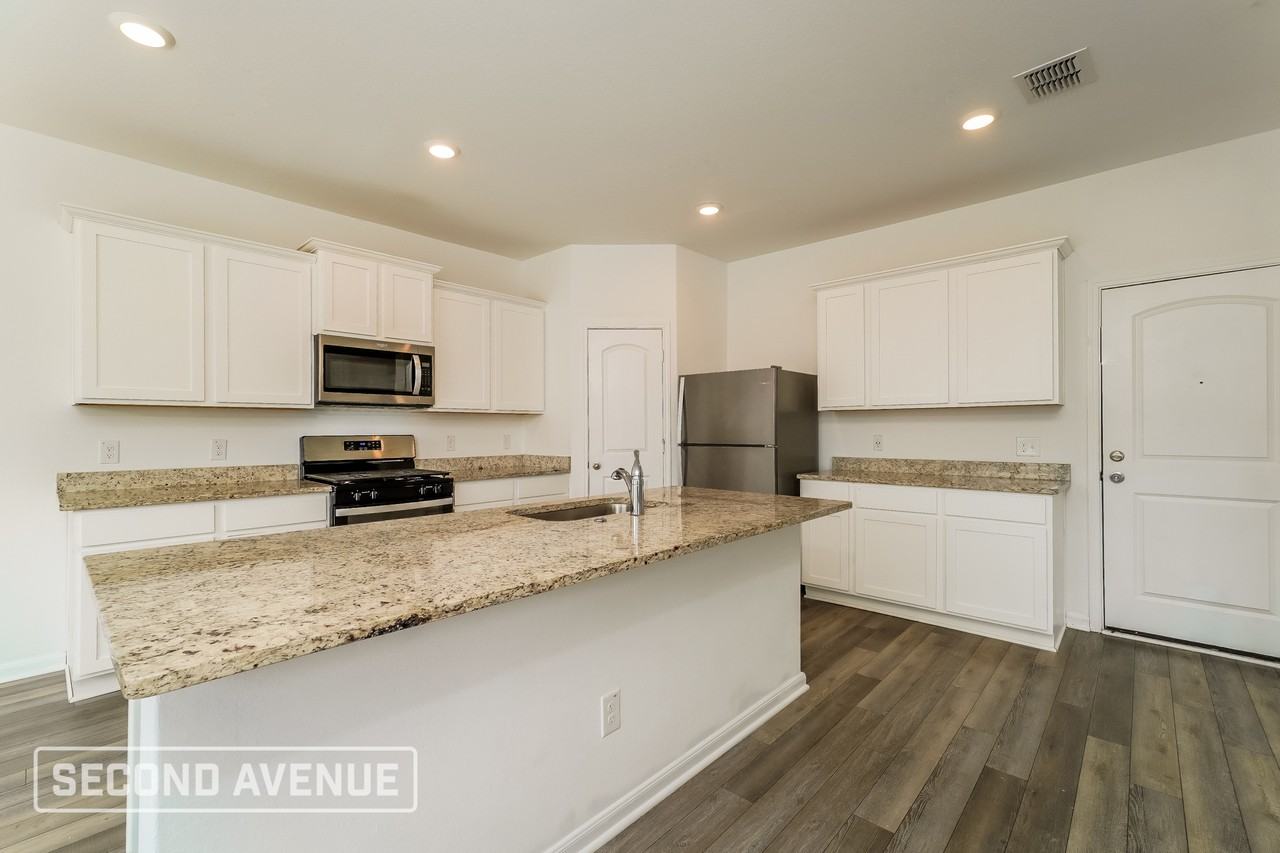 10914 Juliette Pass - Photo 5 of 32