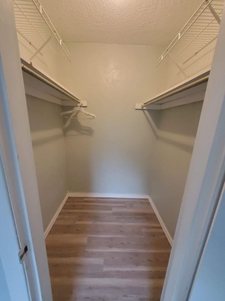 Orchard Garden Apartments - Photo 2 of 6