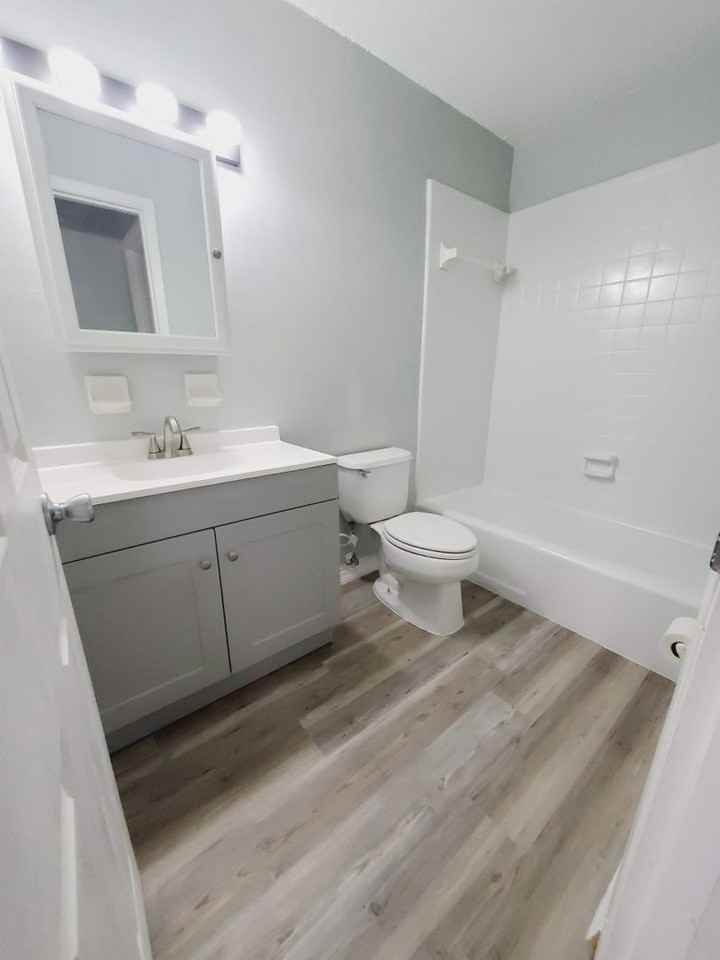 Orchard Garden Apartments - Photo 5 of 6