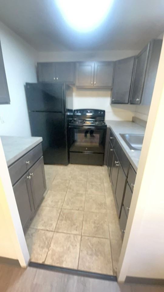 Parkhurst Apartments - Photo 4 of 7