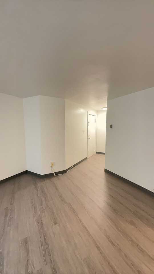 Parkhurst Apartments - Photo 6 of 7