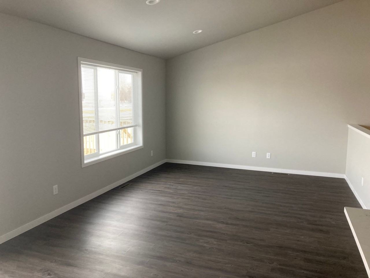 6463 19th St S - Photo 3 of 14