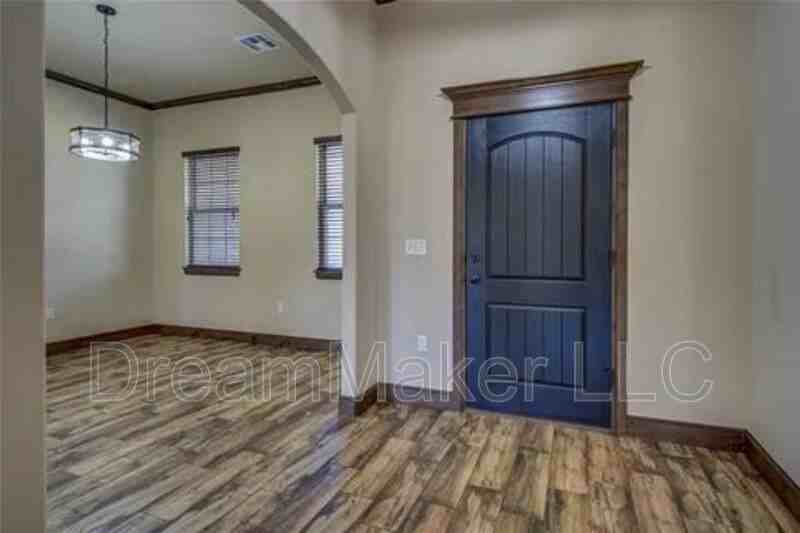 1712 Appaloosa Dr - Photo 4 of 17