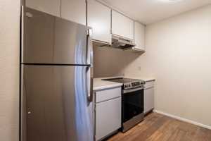 featured image of 7764 Poplar Ave