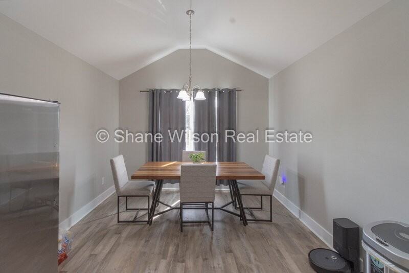 1399 Eastbrook Rd Se - Photo 3 of 22