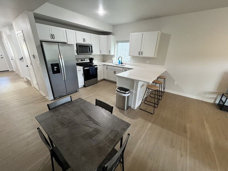 400 S Dodge St #408 - Photo 4 of 14