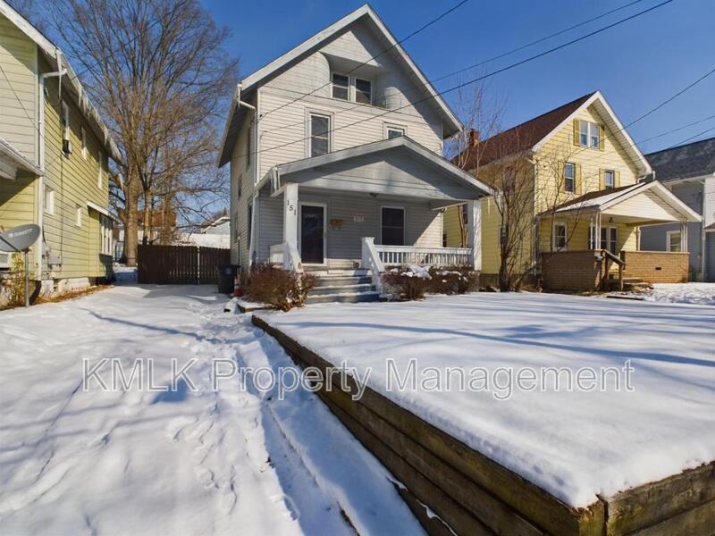 151 E Mapledale Ave - Photo 2 of 42