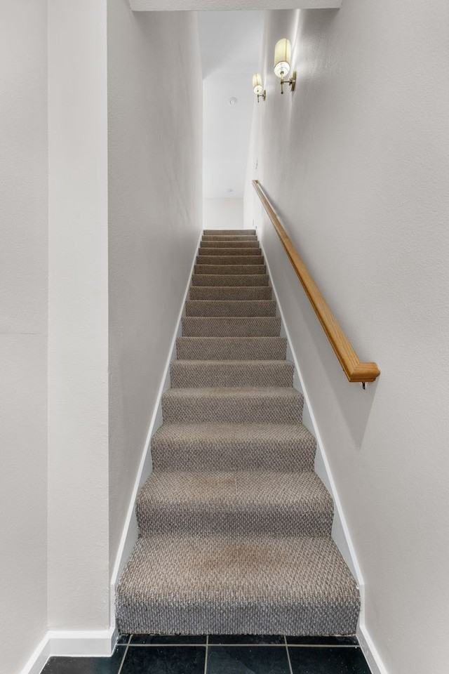 40 E Maple St #2 - Photo 2 of 13