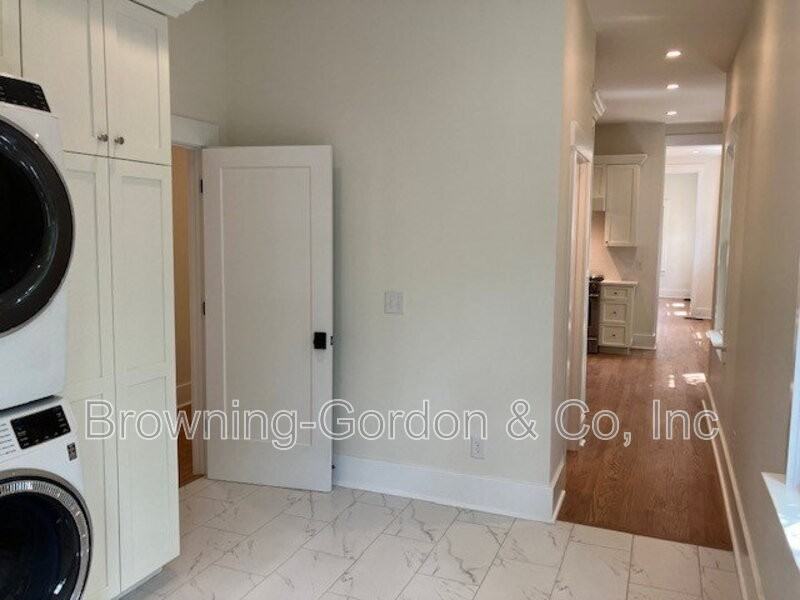 1005 W Eastland Ave - Photo 5 of 39
