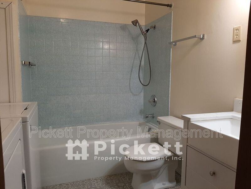 12880 Lake Shore Dr Nw #B - Photo 7 of 8