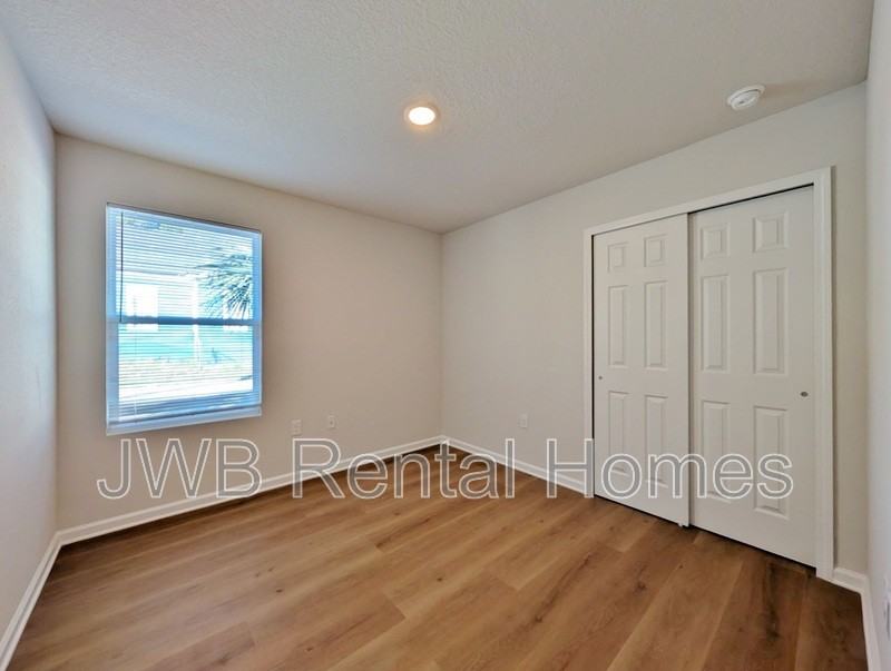 1305 E 3rd St - Photo 5 of 12