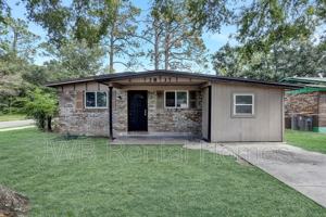 featured image of 3837 Nancy St