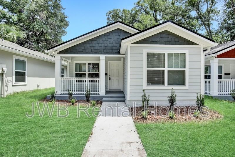 2521 Teal St - Photo 2 of 20