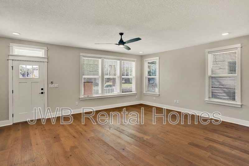 453 E 1st St - Photo 5 of 13