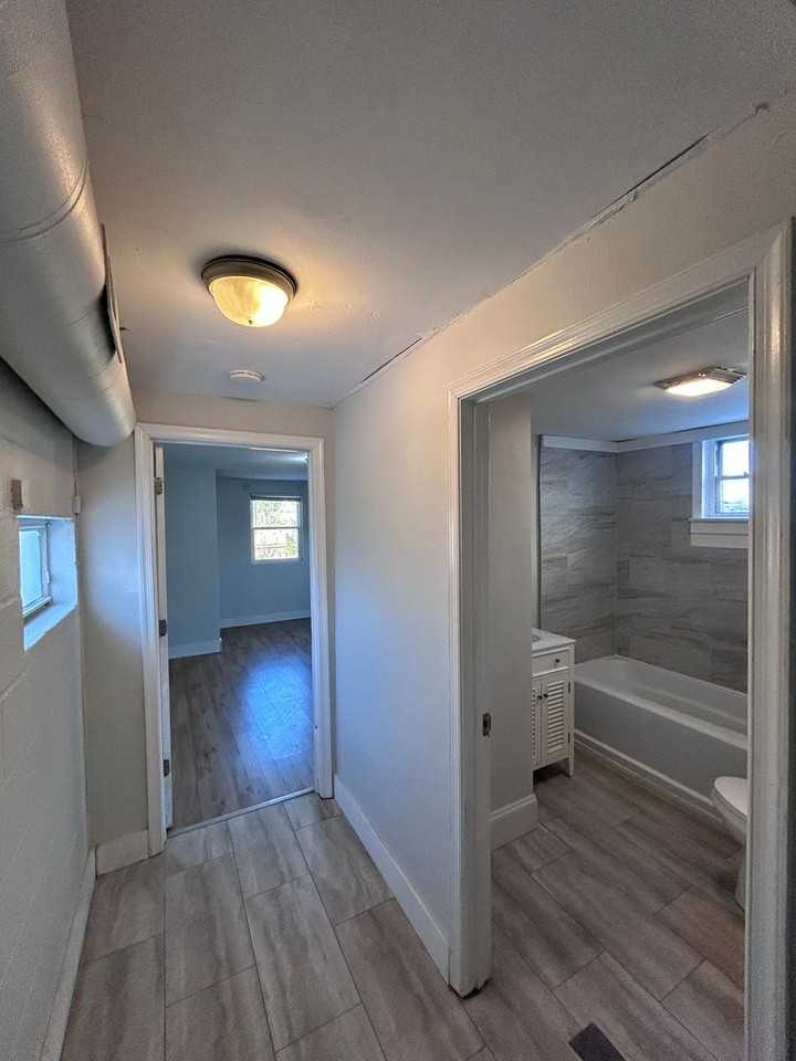 2914 R St - Photo 7 of 11